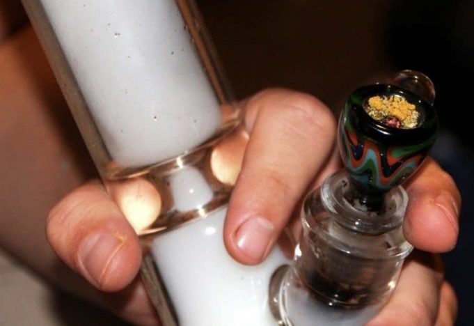 The Best Way to Smoke CBD Flower and CBD in Bud Form
